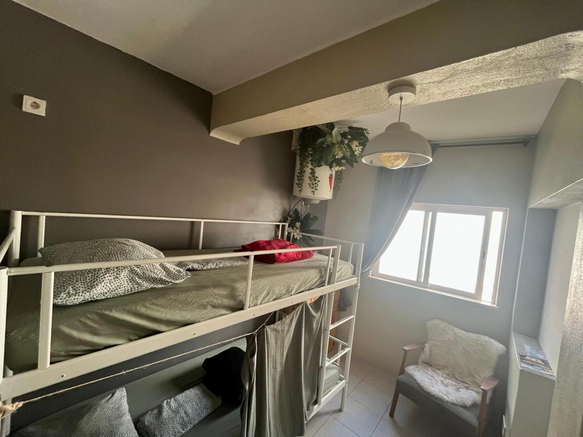 The Island Hostel & Cafe Лагос Екстериор снимка